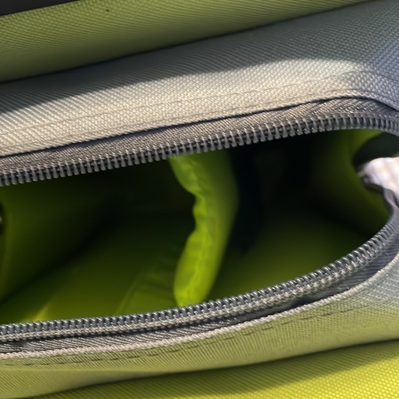 Wine Cooler and Carry Bag - Picture 3 of 3